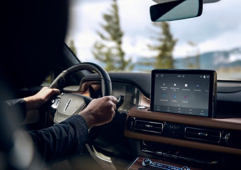 The center touch screen in a 2024 Lincoln Aviator® SUV is shown | Crossroads Lincoln of Southern Pines in Southern Pines NC